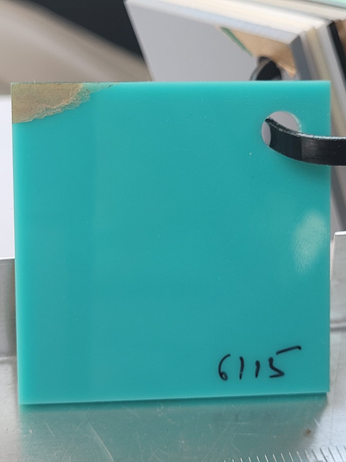 Detailed view 1 of Green - Rio Acrylic